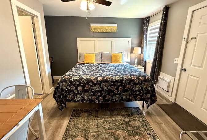 Vintage Creekside Motel in Hollister MO (09), Motel in Branson