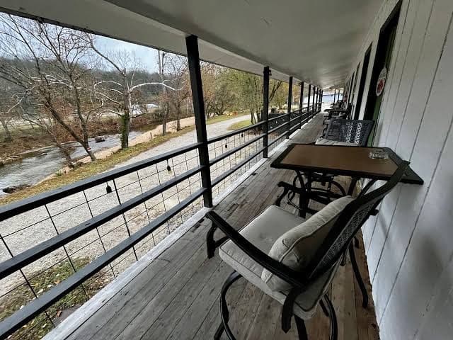 Vintage Creekside Motel in Hollister MO (05), Motel in Branson