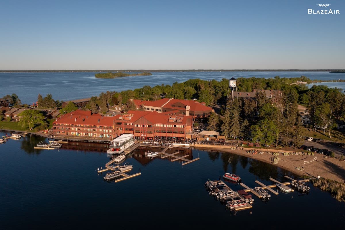 Breezy Point Resort, Resort in Breezy Point