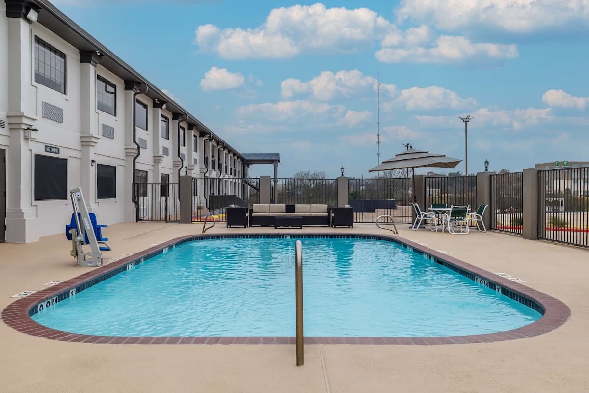 Studio 6 Suites Brenham, TX, Aparthotel in Brenham