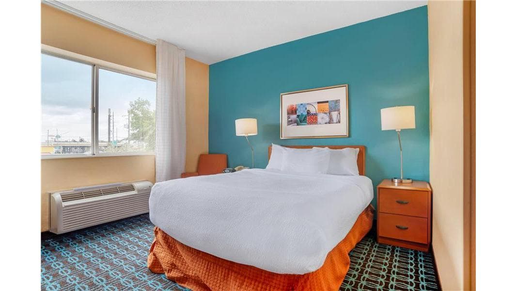 Sleep Inn & Suites Pensacola - University Area, Hotel in Ferry Pass