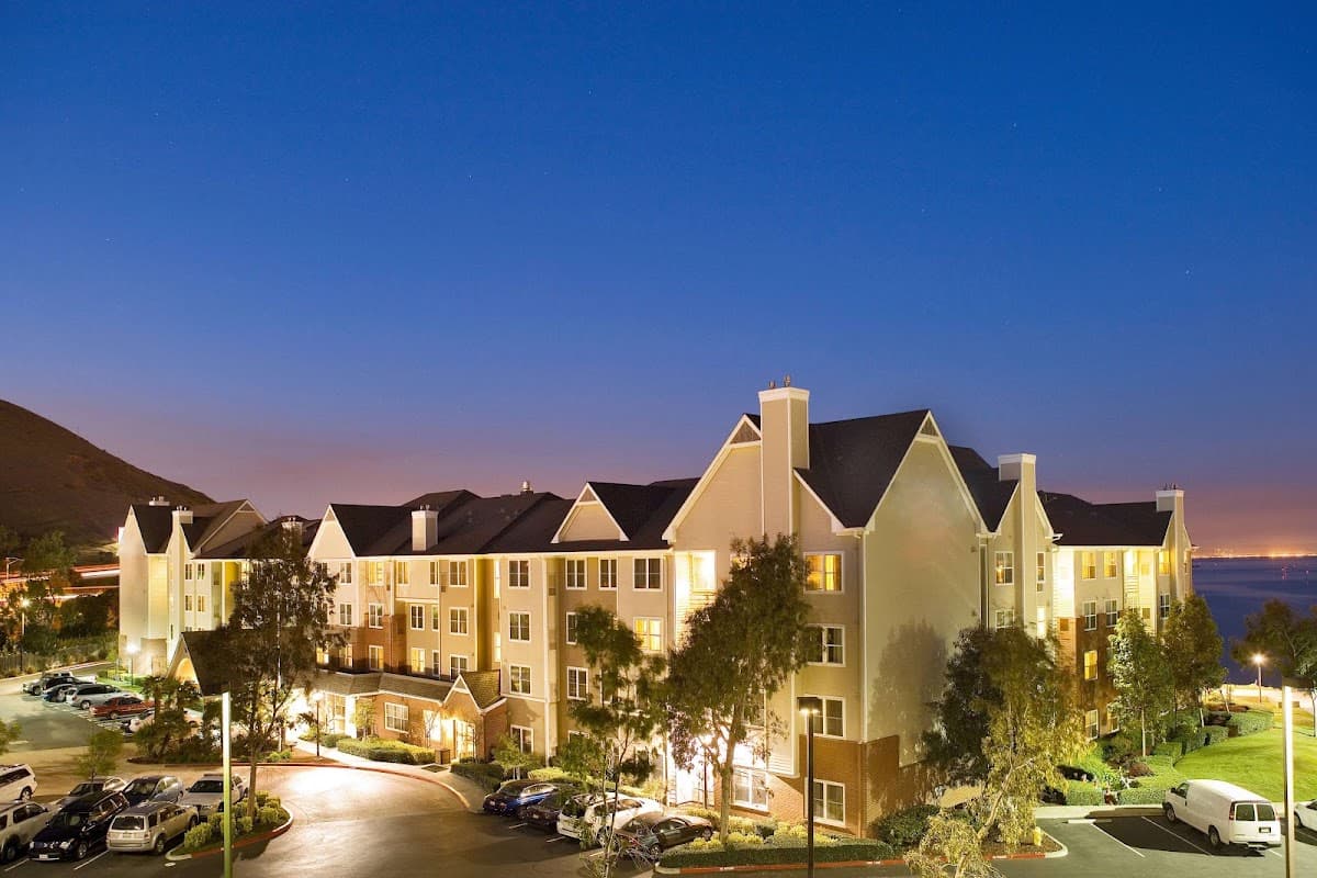 Sonesta ES Suites San Francisco Airport Oyster Point Waterfront, Hotel in Brisbane