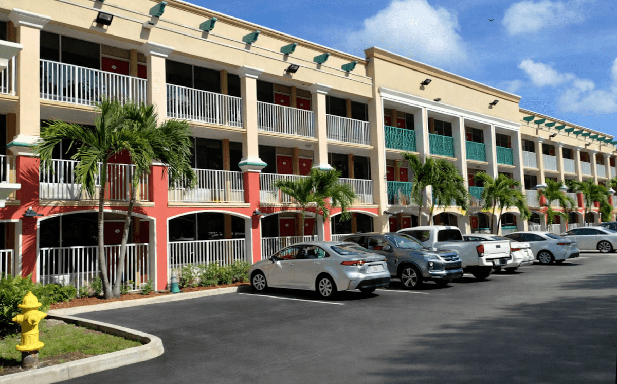 Red Carpet Inn Fort Lauderdale, Motel in Broadview Park