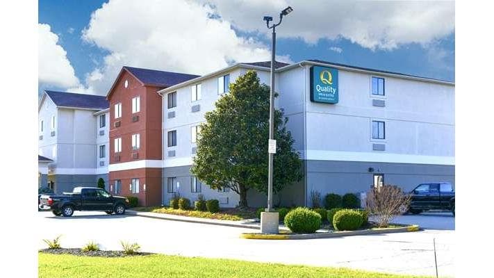 Quality Inn & Suites Brooks Louisville South, Hotel in Brooks