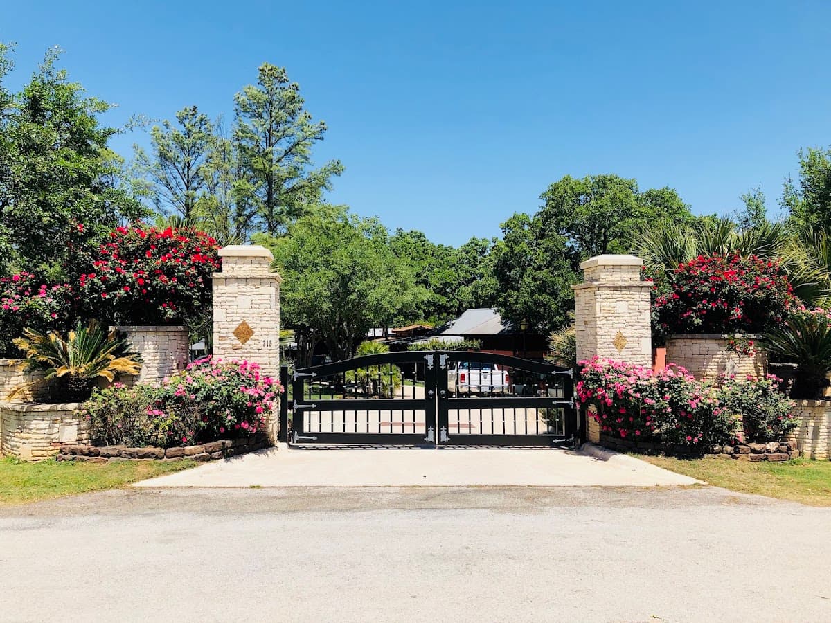 Paradise Resort Homes, Resort in Buchanan Dam
