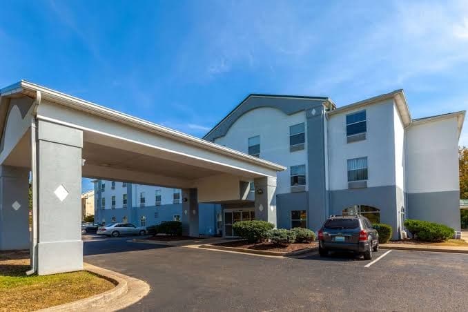 Baymont by Wyndham La Grange KY Southeast, Hotel in Buckner