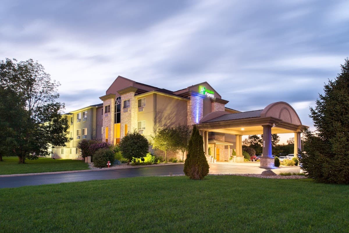 Holiday Inn Express & Suites Bucyrus by IHG, Hotel in Bucyrus