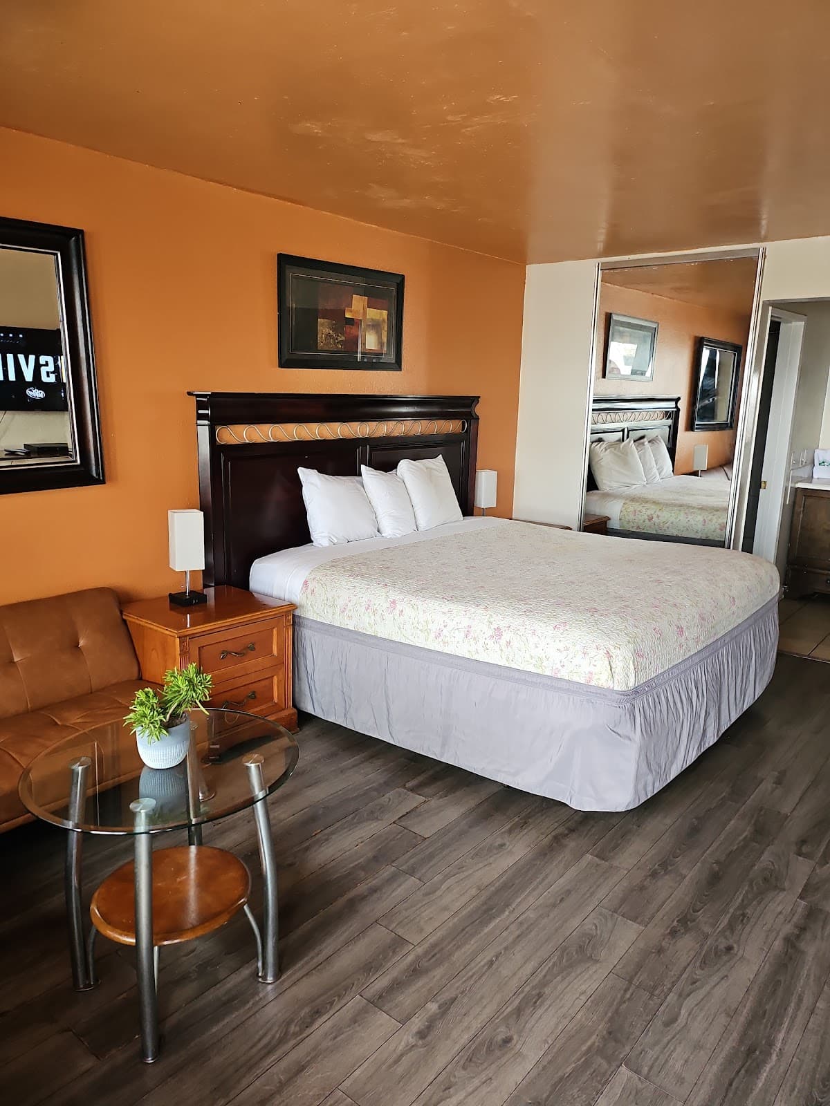 Town House Motel, Motel in Buena Park