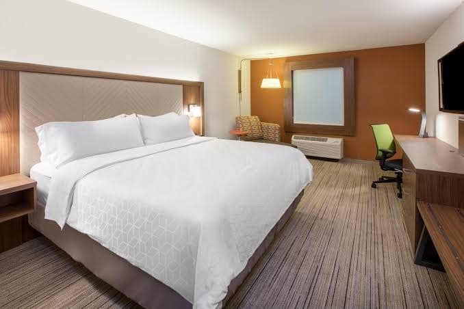 Holiday Inn Express & Suites Houston Memorial - City Centre, an IHG Hotel, Hotel in Bunker Hill Village