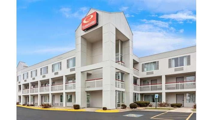 Econo Lodge Willowbrook, Hotel in Burr Ridge