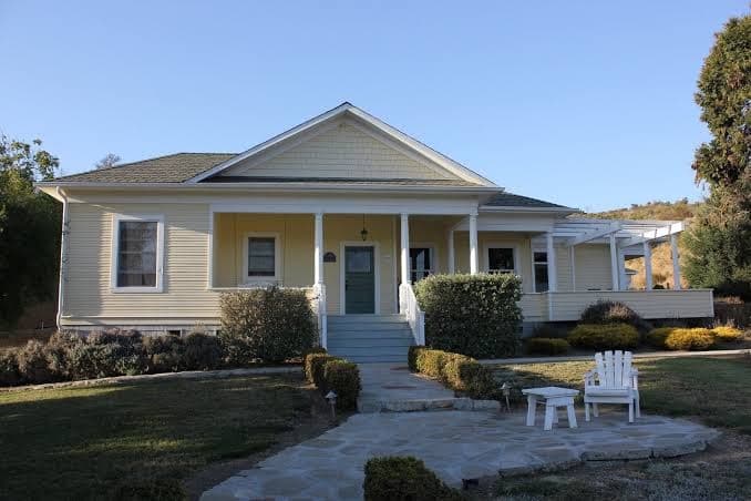Fog's End Bed & Breakfast, Bed & Breakfast in Cambria