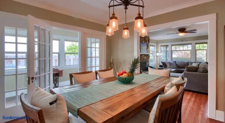 Smith's Landing Monthly - Entire Place, Holiday Home in Cambria