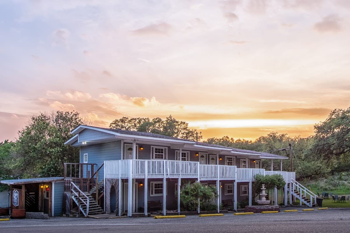Holiday Lodge on Canyon Lake, Motel in Canyon Lake