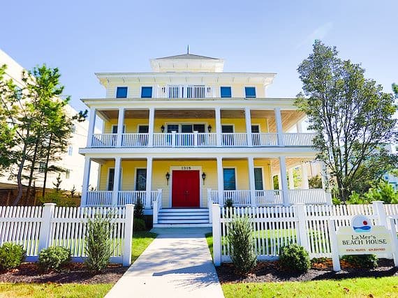 La Mer Beachfront Resort's Beach House, Hotel in Cape May