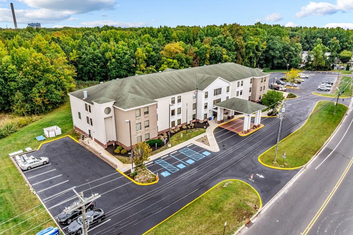 Holiday Inn Express & Suites Carneys Point - Pennsville by IHG, Hotel in Carneys Point