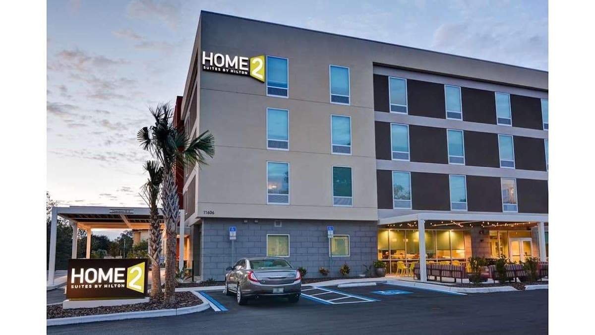 Home2 Suites by Hilton Tampa USF Near Busch Gardens, Hotel in University