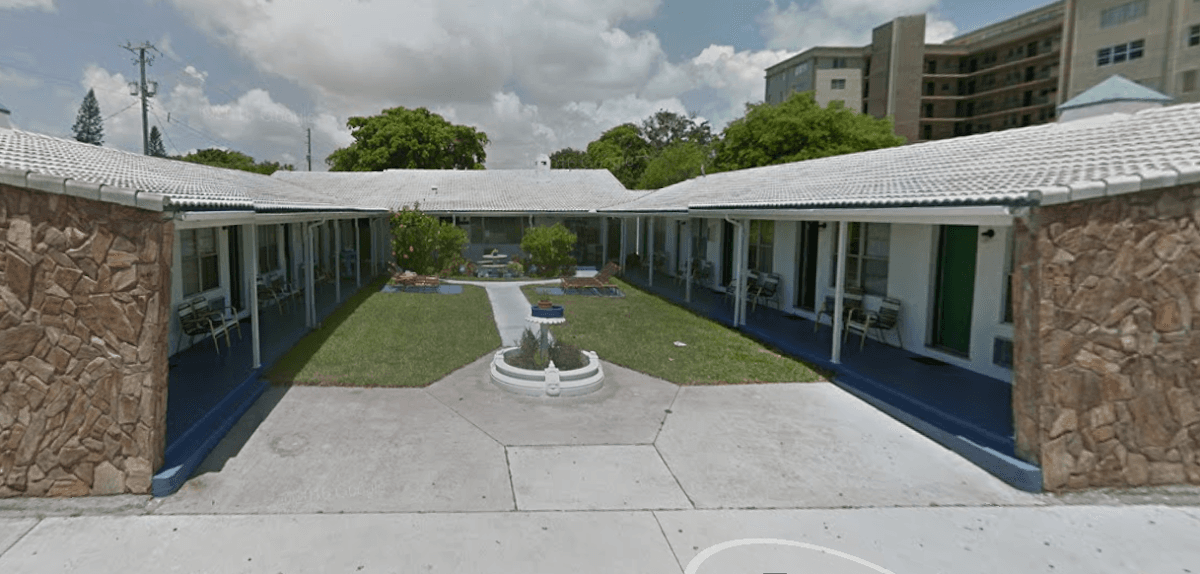 Breeze Inn Motel Low Daily/Weekly Rates, Motel in Hallandale Beach