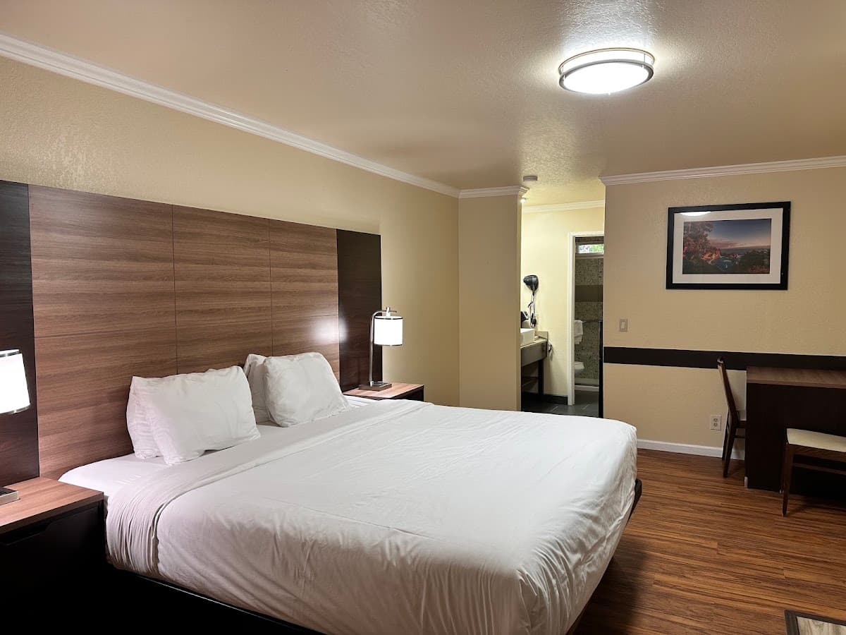 Beachwalker Inn & Suites Cayucos, Hotel in Cayucos