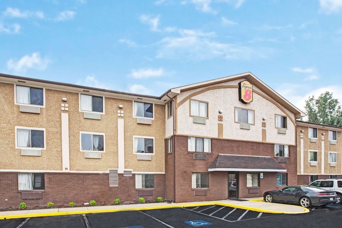 Super 8 by Wyndham Baltimore/Essex Area, Hotel in Essex