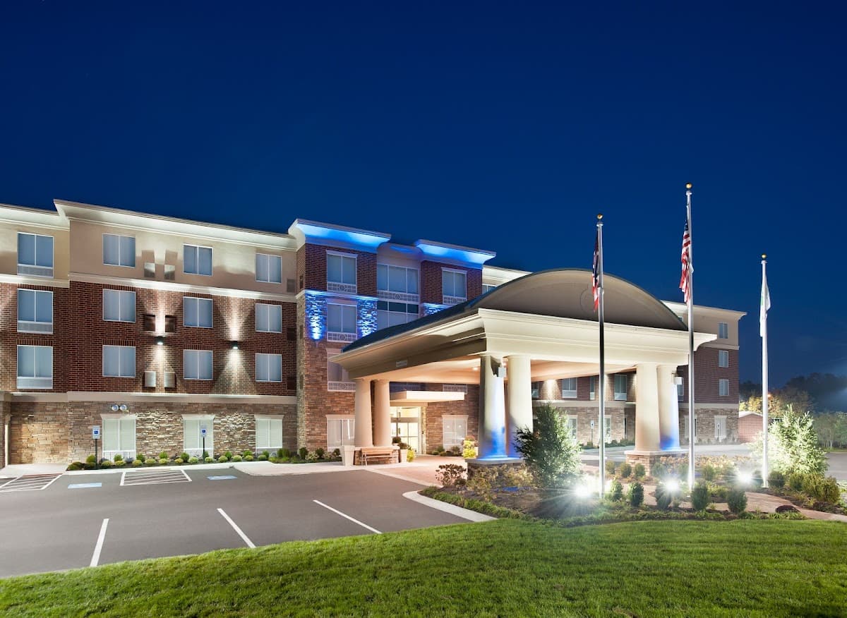 Holiday Inn Express & Suites Dayton South - I-675, Hotel in Centerville