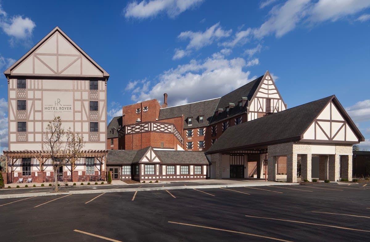 Hotel Royer Urbana Champaign, Tapestry Collection by Hilton, Hotel in Urbana