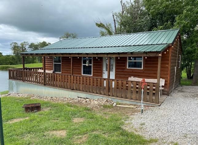 Country Cabins Hotel, Hotel in Chariton