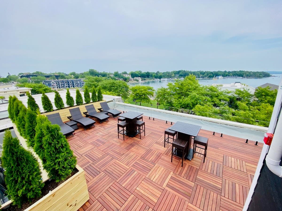 The Kroger Lofts, Hotel in Charlevoix