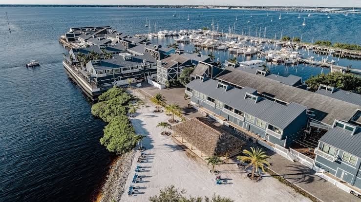 The Suites at Fishermen's Village, Hotel in Punta Gorda