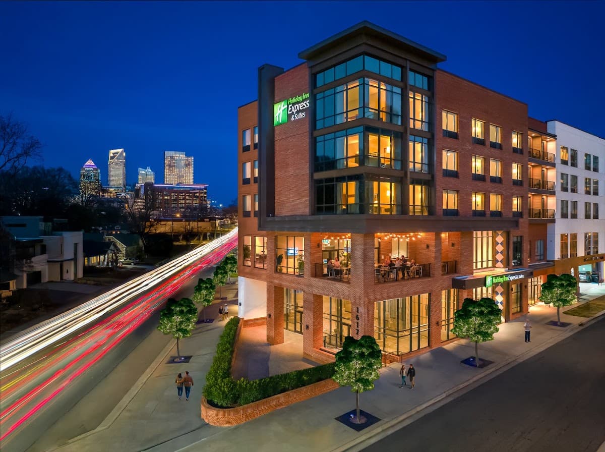Holiday Inn Express & Suites Charlotte - South End by IHG, Hotel in Charlotte