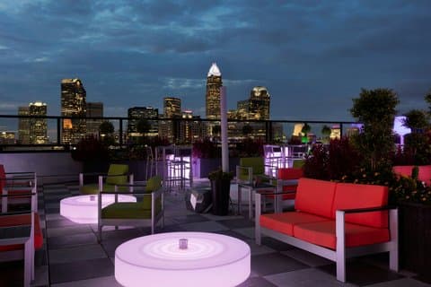 Sheraton Charlotte Hotel, Hotel in Charlotte