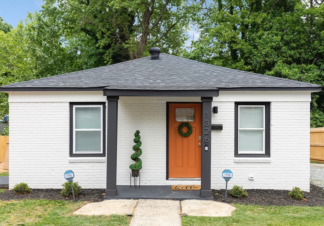 Rothchild Rentals, Holiday Home in Charlotte