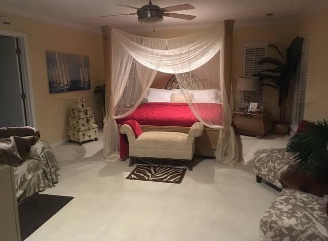 Ms. Elsie's Caribbean Bed & Breakfast, Hotel in Charlotte