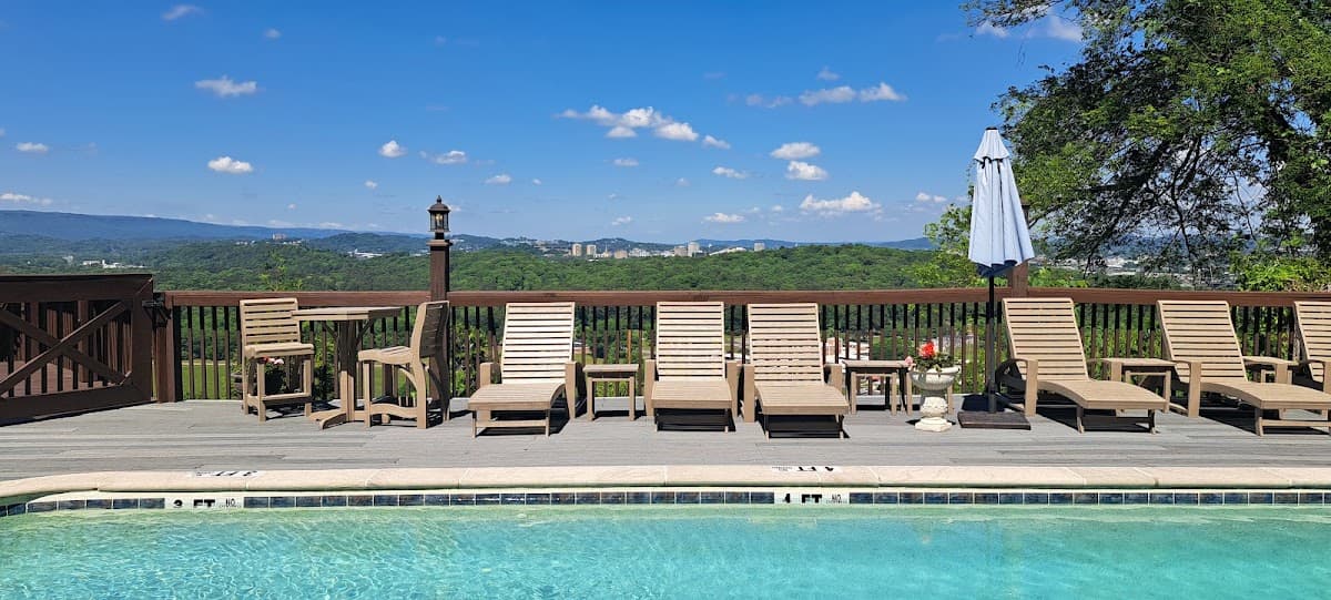 Riverview Inn, Holiday Home in Lookout Mountain