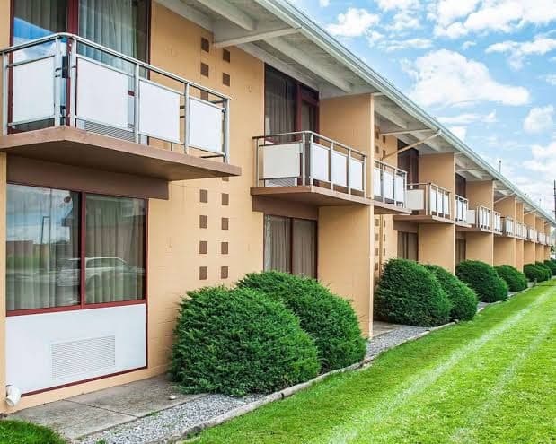 Buffalo Inn Hospitality, Hotel in Cheektowaga
