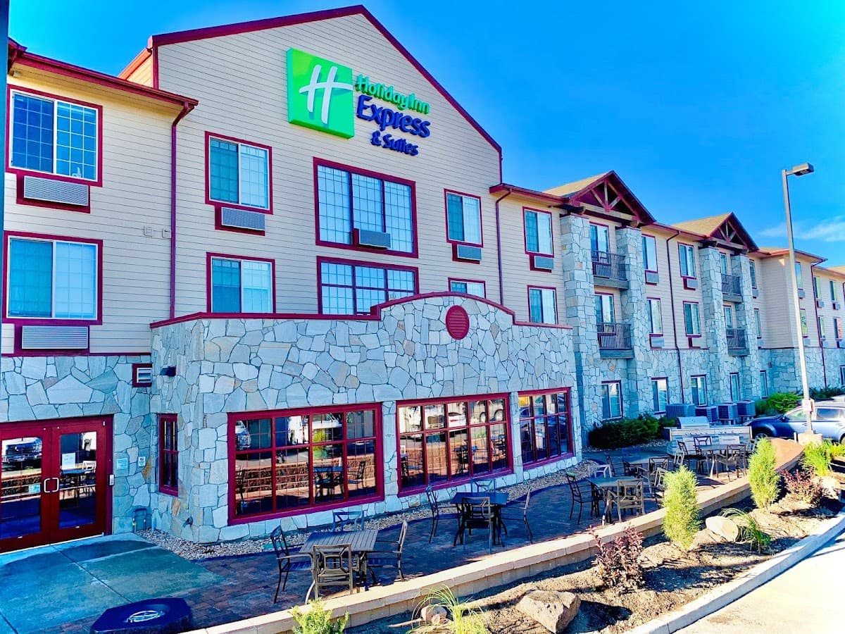 Holiday Inn Express & Suites Cheney by IHG, Hotel in Cheney