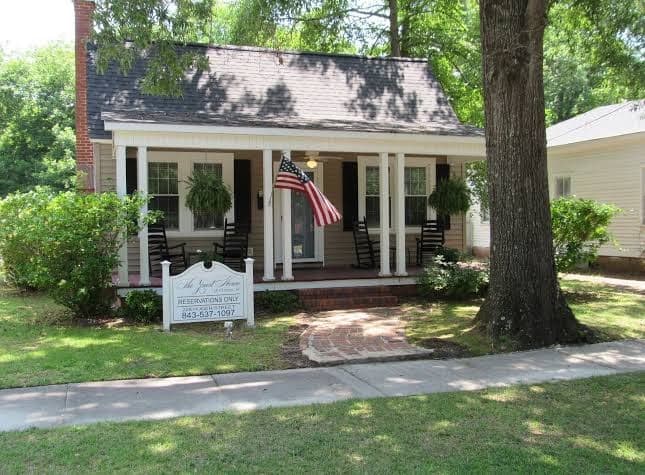 The Guest House, Bed & Breakfast in Cheraw