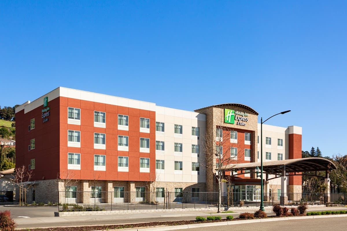 Holiday Inn Express & Suites Hayward - Castro Valley by IHG, Hotel in Hayward