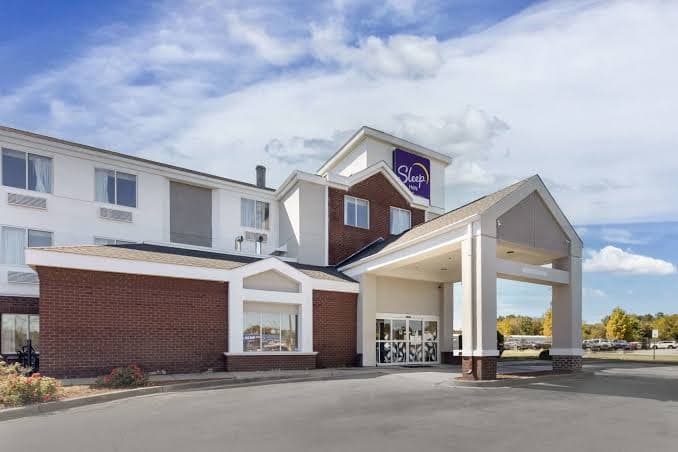 Broad Street Inn by IHG, Hotel in Cherryvale