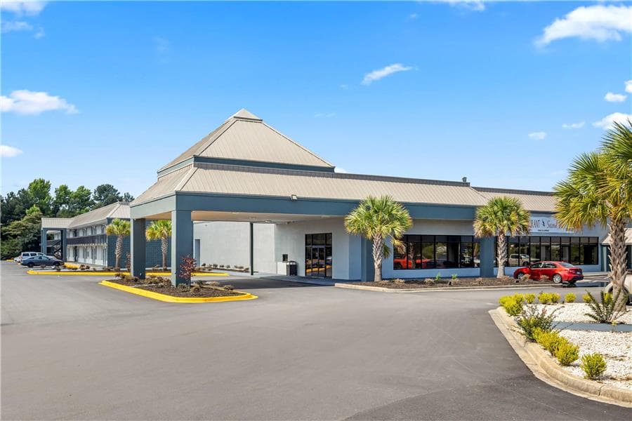 Quality Inn Sumter near Shaw AFB, Hotel in Cherryvale