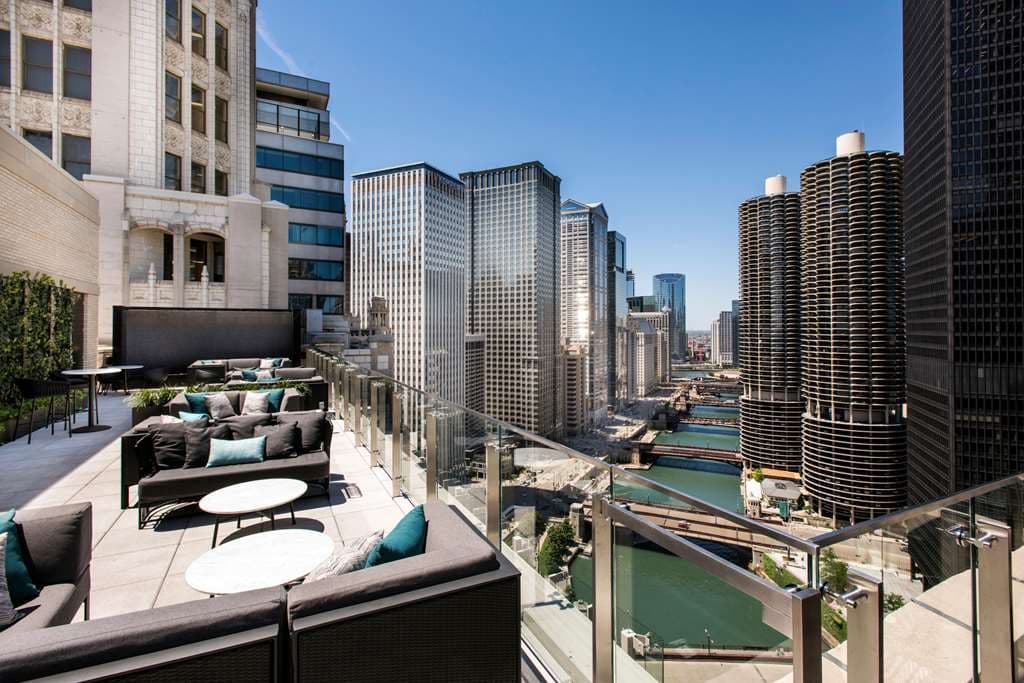 LondonHouse Chicago, Curio Collection by Hilton, Hotel in Chicago Loop