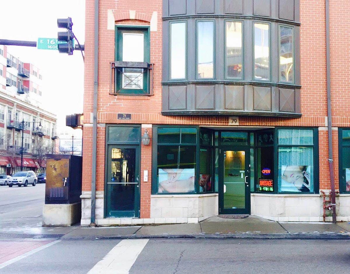 Oriental Traditional Medical Center, Hotel in Near South Side