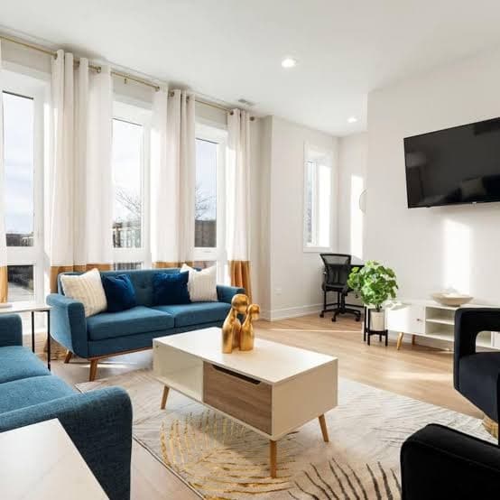 Affordable Private Room - Apartment, Hotel in Douglas