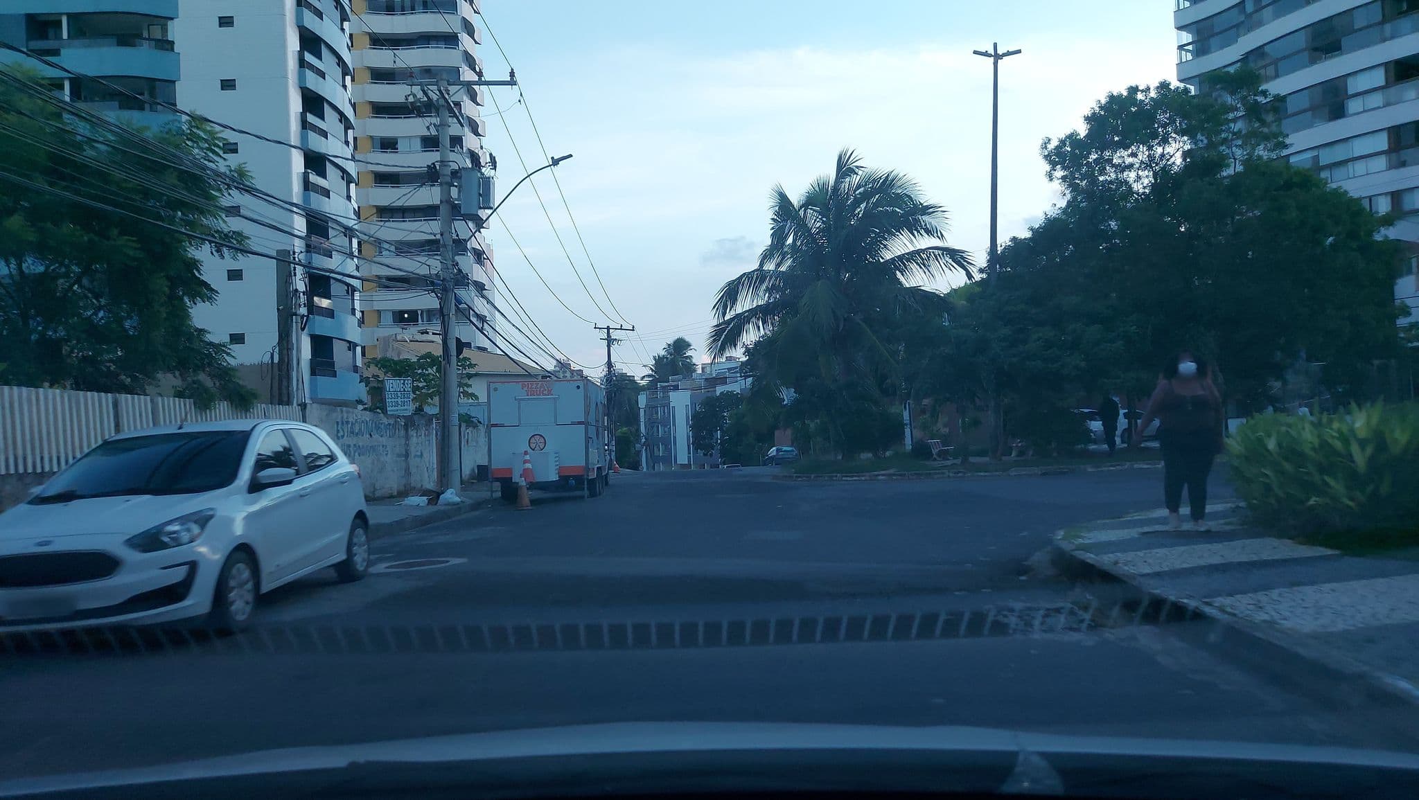 Street view near Vila Cabussu, Salvador