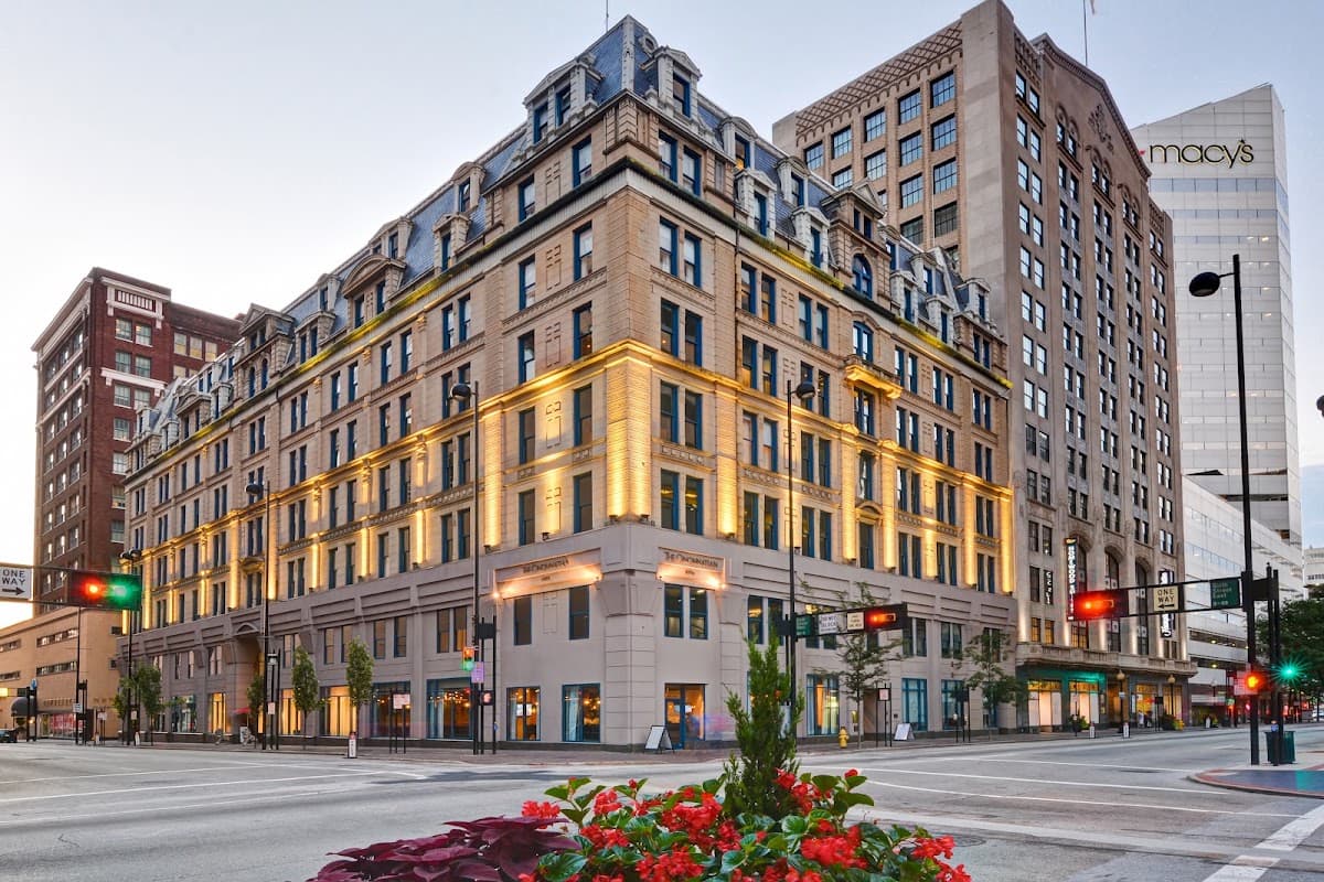The Cincinnatian Hotel, Curio Collection by Hilton, Hotel in Covington