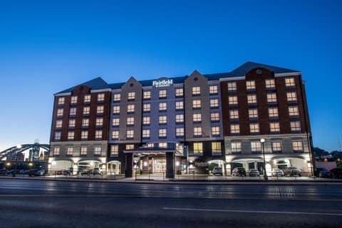 Fairfield by Marriott Inn & Suites Newport Cincinnati, Hotel in Covington