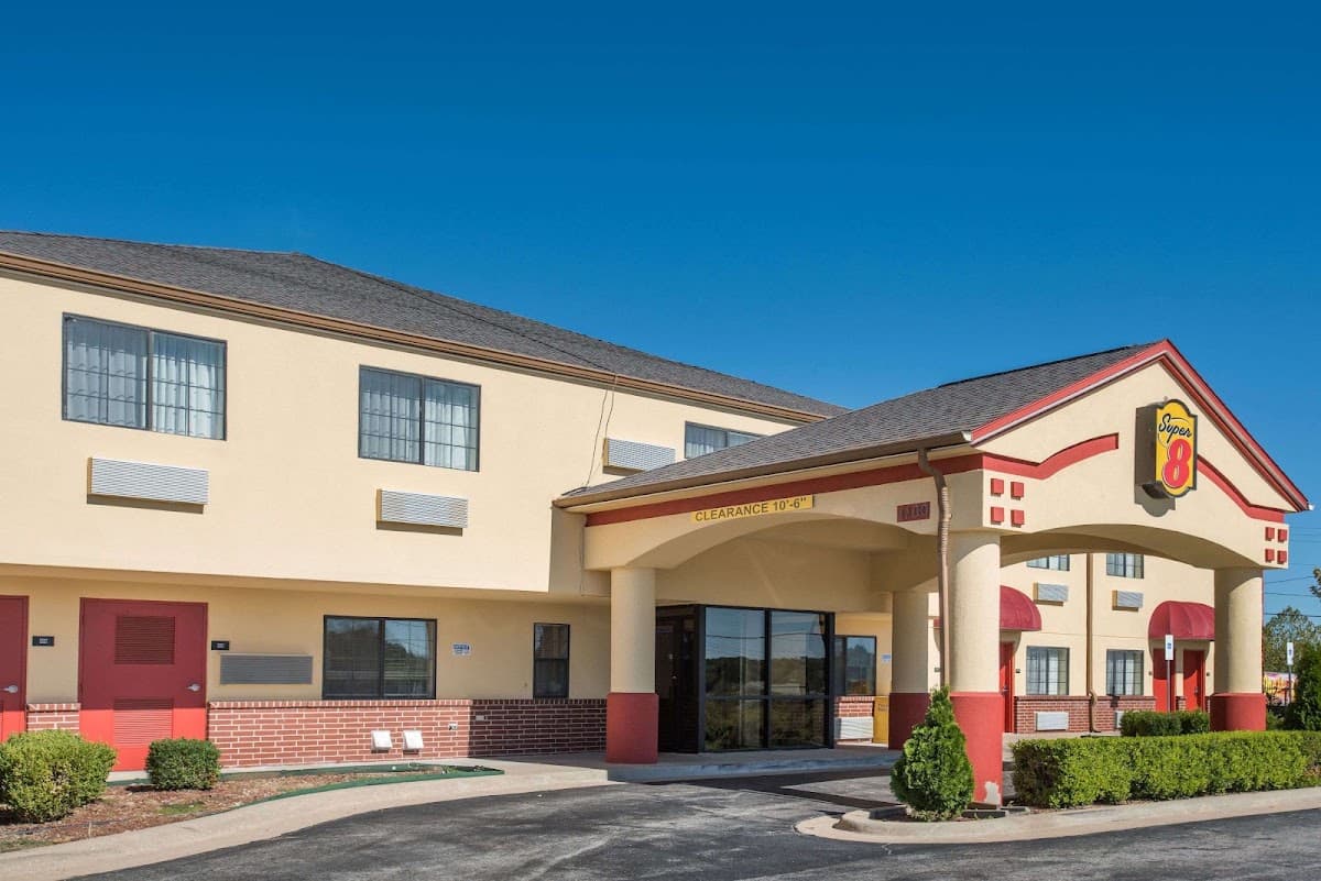 Super 8 by Wyndham Claremore OK, Hotel in Claremore
