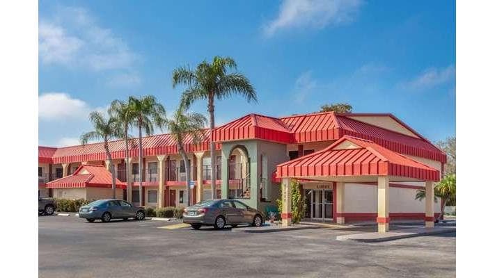 Super 8 by Wyndham Clearwater/US Hwy 19 N, Hotel in Safety Harbor
