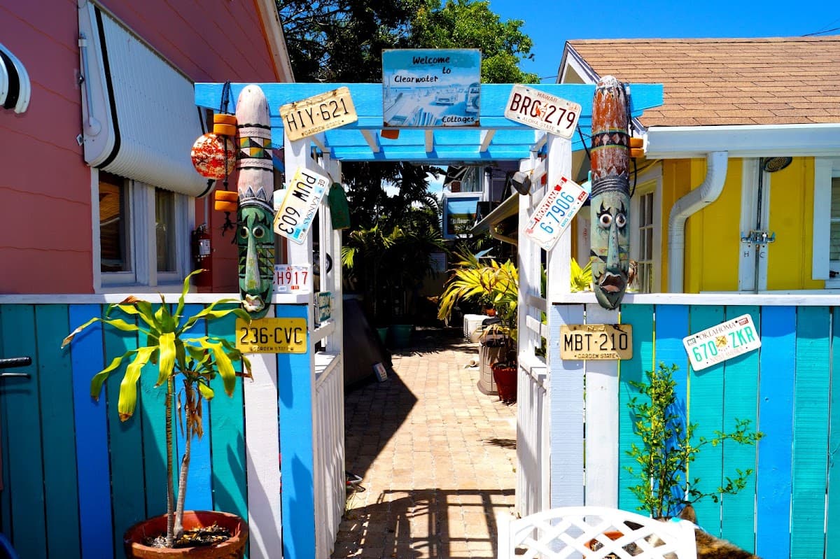 Pink dolphin cottage, Hotel in Clearwater
