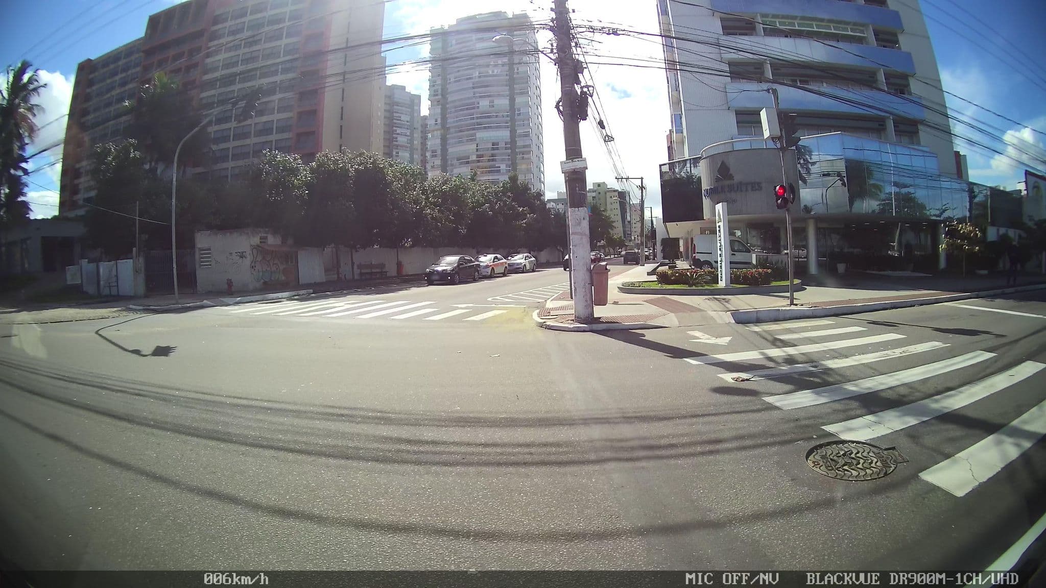 Street view near Bristol Diamond Suites Hotel, Vila Velha — © kaart_2 (CC BY-SA · Mapillary)