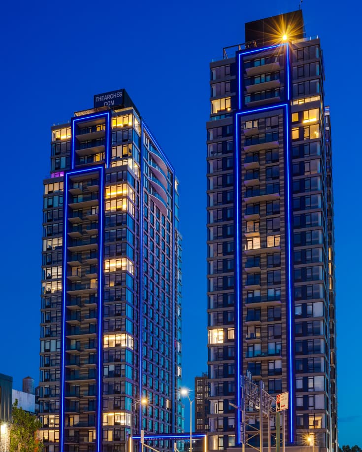 Global Luxury Suites at The Arches, Hotel in Mott Haven